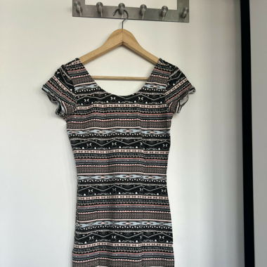 Kleid Grösse S