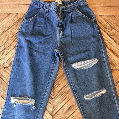 Jeans à trous taille 36