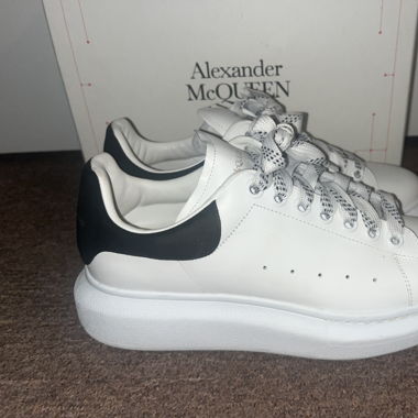 Alexander Mcqueen Sneaker