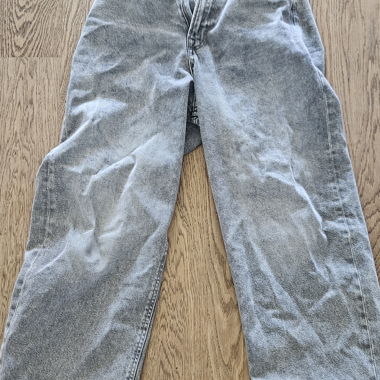 Hellgraue Jeanshose