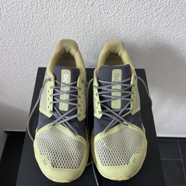 On Cloudflyer Laufschuhe