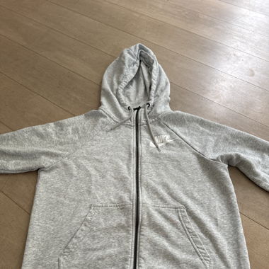 Graue Nike Sweatjacke 