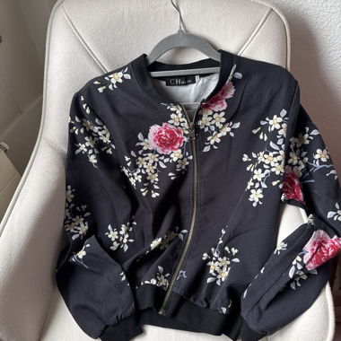Blumenjacke