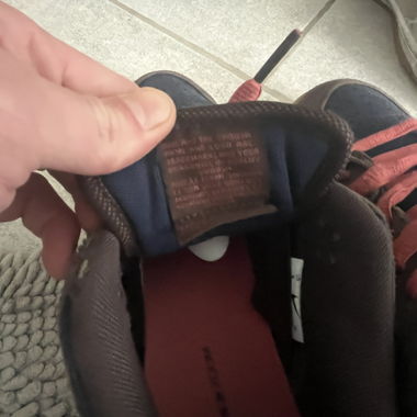Nike Sneaker Pair Dark SB Low
