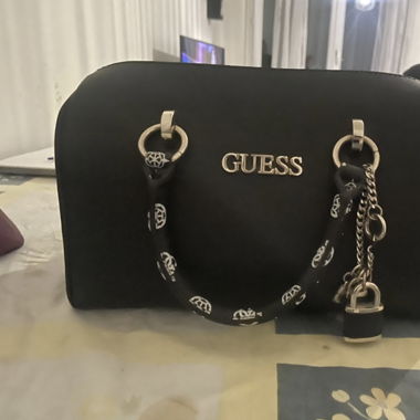GUESS 