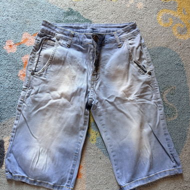 Jeans corti azzurri