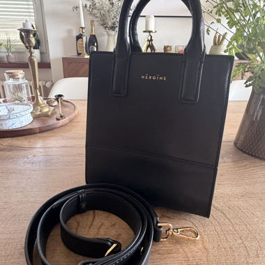HEROINE Handtasche Schwarz
