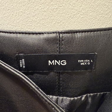 Vestito nero di Mango