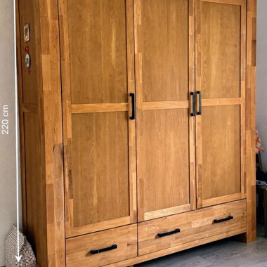Holz Kleiderschrank