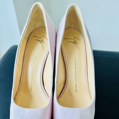 Escarpins Guseppe Zanotti roses pales