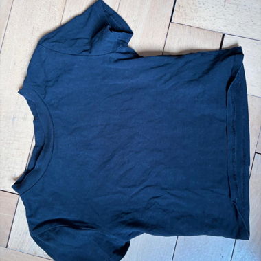 Black Divided T-shirt, size S