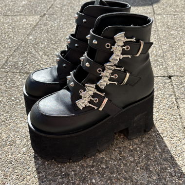Bottes à Plateforme Demonia