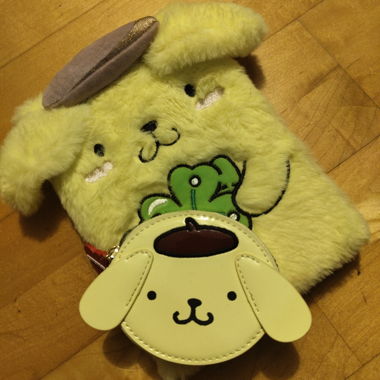 Cute Pompompurin notebook and wallet