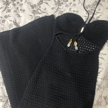 Schwarzes enges Kleid