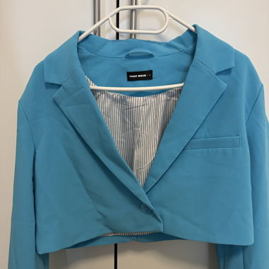 Blauer Cropped Blazer 