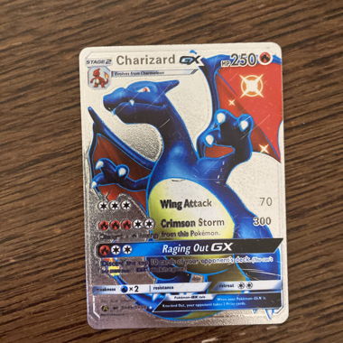 Carta Pokémon Charizard GX