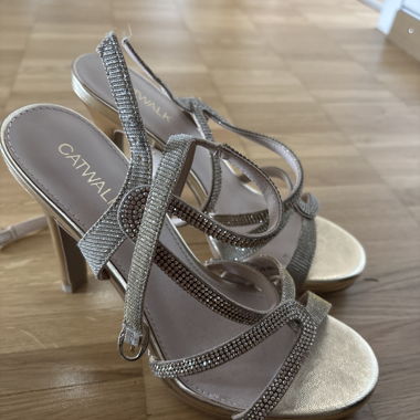 CATWALK High Heels