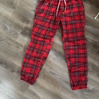 Pantalon à carreaux rouge