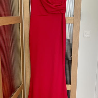 Rotes Abendkleid