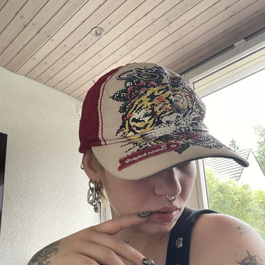 rare vintage ed hardy red & cream cap