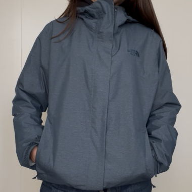 BLUE NORTH FACE RAINJACKET