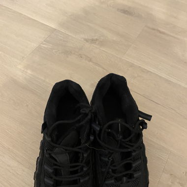 Air max 95 noir 41