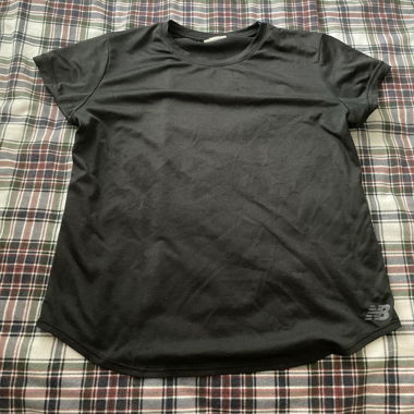 Top Sportivi (Calvin Klein, New Balance, Puma)