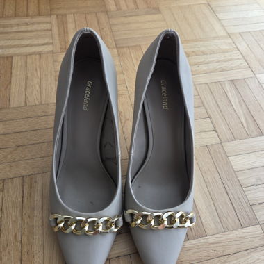 Graceland Pumps mit Kette