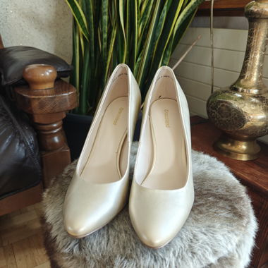 Golden High Heels
