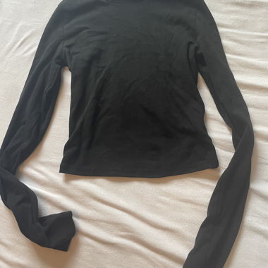 Bershka black long sleeve top M