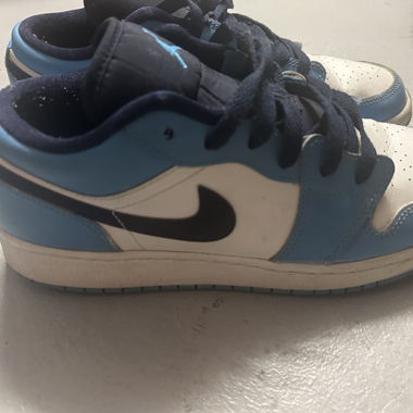 Jorden sneaker blau
