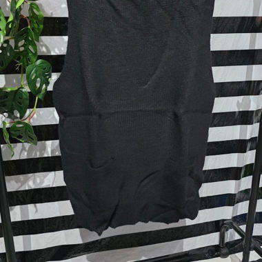 Gilet en maille à encolure en V (016)