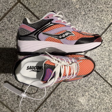 Chaussures de course Saucony Omni 9