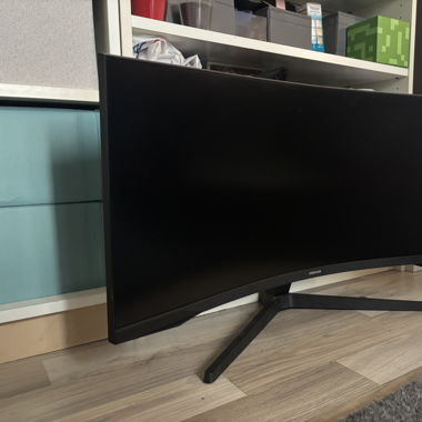 Samsung Odyssey G5 (3440 x 1440 Pixel, 34*)