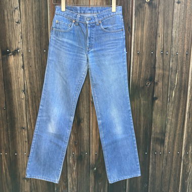 Levi's Straight-Cut Jeans - Mid Waist