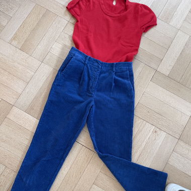 Blaue Cord Hose