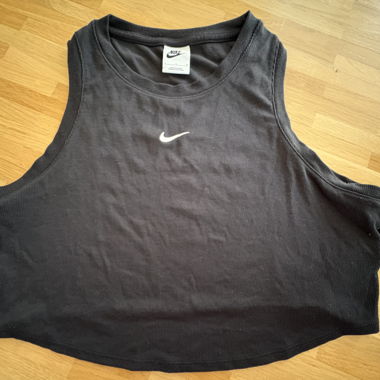 Nike Ribbed Crop Tank Top black L