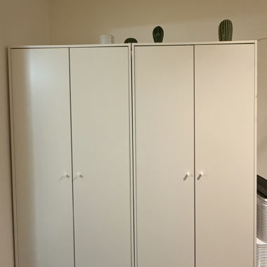 2 Wardrobe