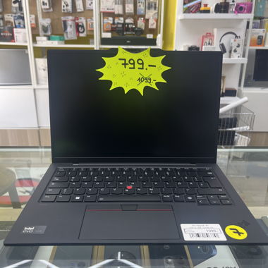 Lenovo ThinkPad X1 Carbon