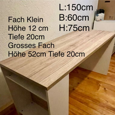 Schreibtisch 