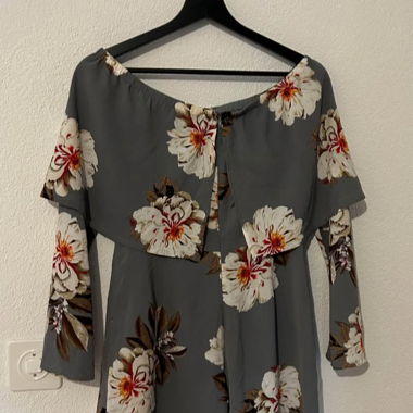 Missguided Floral Longsleeve-Romper