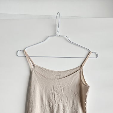 Nude UNIQLO AIRism // S