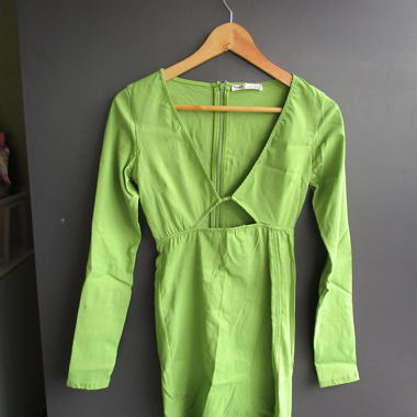 Abito verde a maniche lunghe