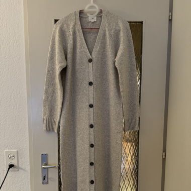 Langer Cardigan