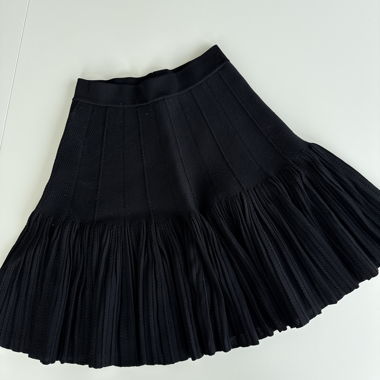 Gonna nera plissettata di Sandro Paris