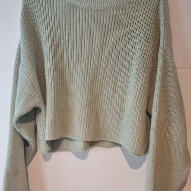 Cropped jumper