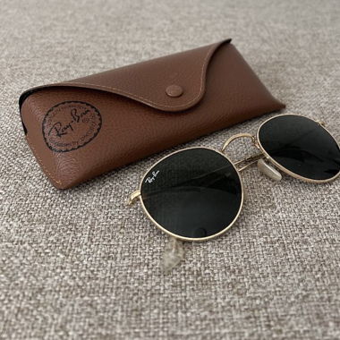 Ray-Ban round metal gold sunglasse