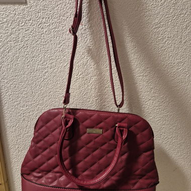 David Jones Tasche