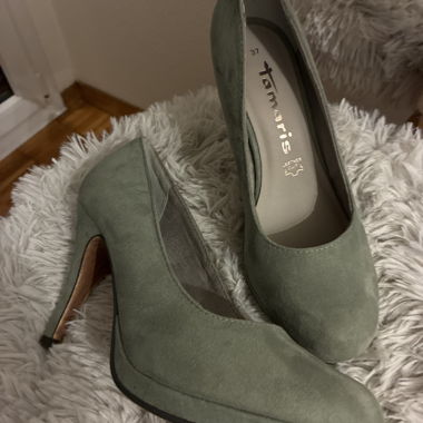 Tamaris grune Pumps Gr. 37
