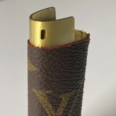 Louis Vuitton Feuerzeughülle